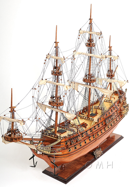T086 - Unveiling the Magnificence: The Zeven Provincien Model Ship