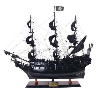 Black Pearl Pirate Ship Medium Admiral Line