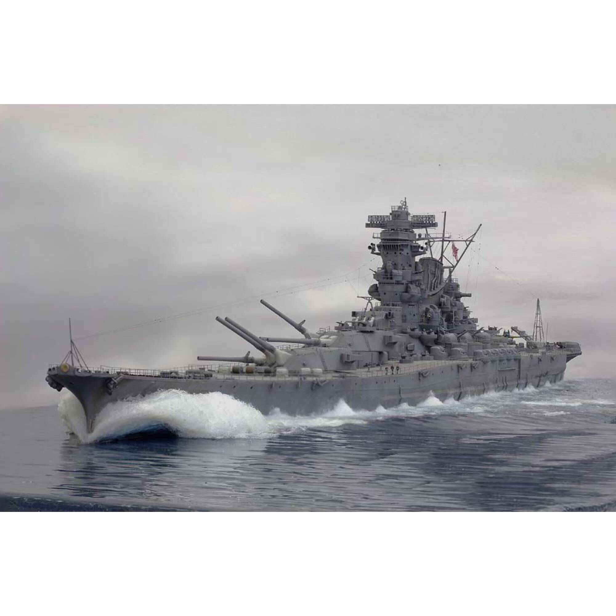 CM054 Japanese Battleship Yamato Medium 