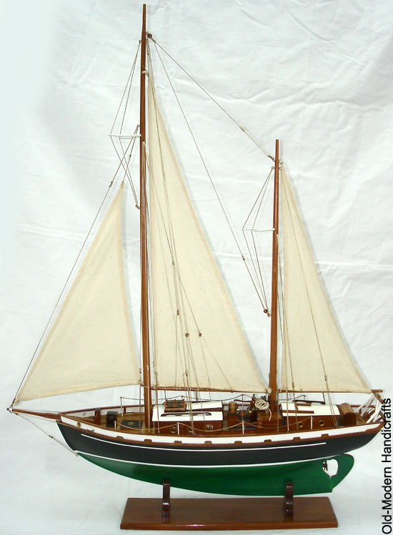 Y124 Daphne Sailboat Schooner Yacht Model 