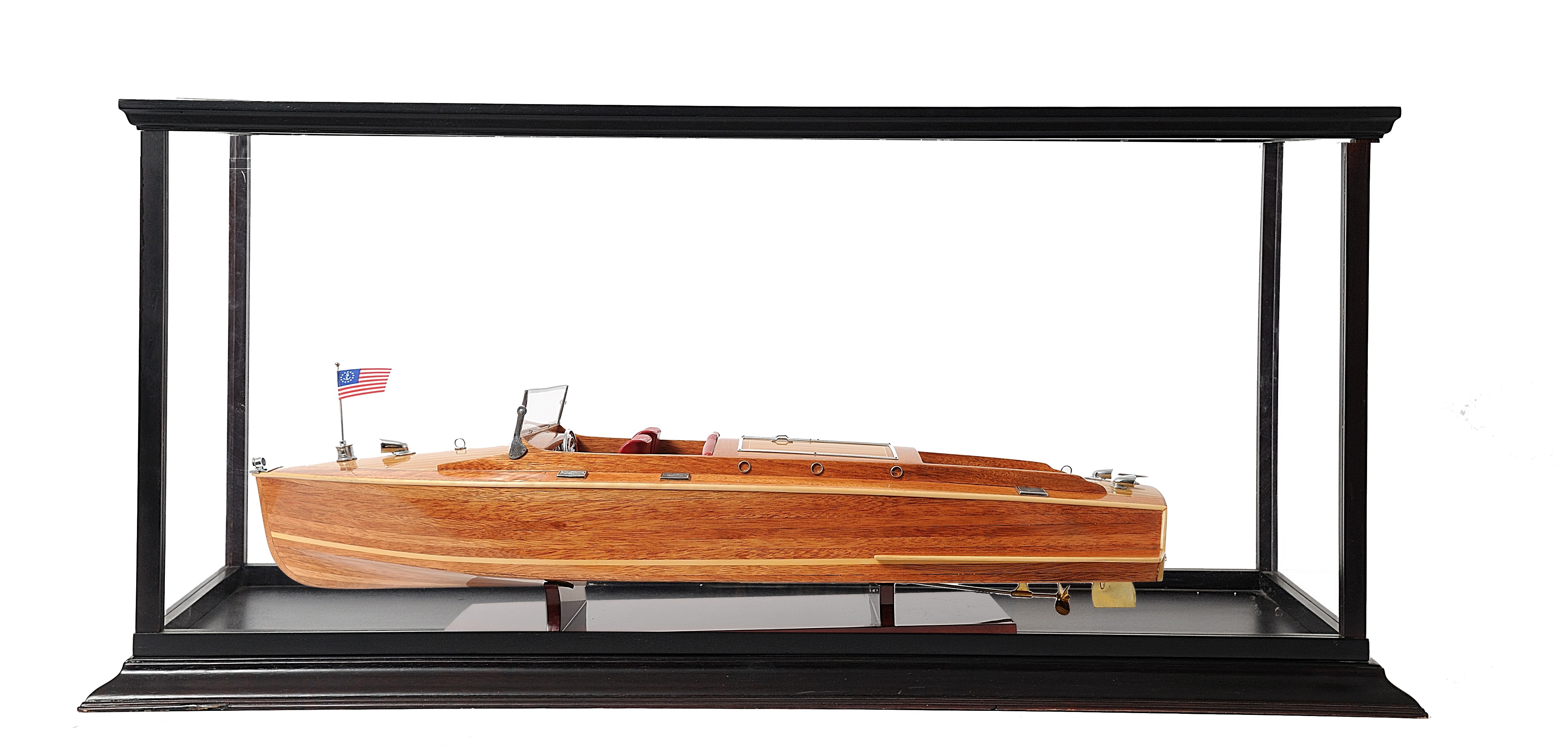 B033A Chris Craft Runabout with Display Case b033a-chris-craft-runabout-with-display-case-l01.jpg