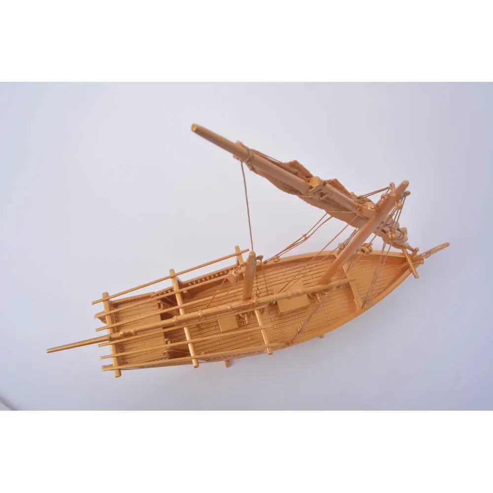 B404 Golden Dhow 12 Inches L Ship Model b404-golden-dhow-12-inches-l-ship-model-l16.JPG