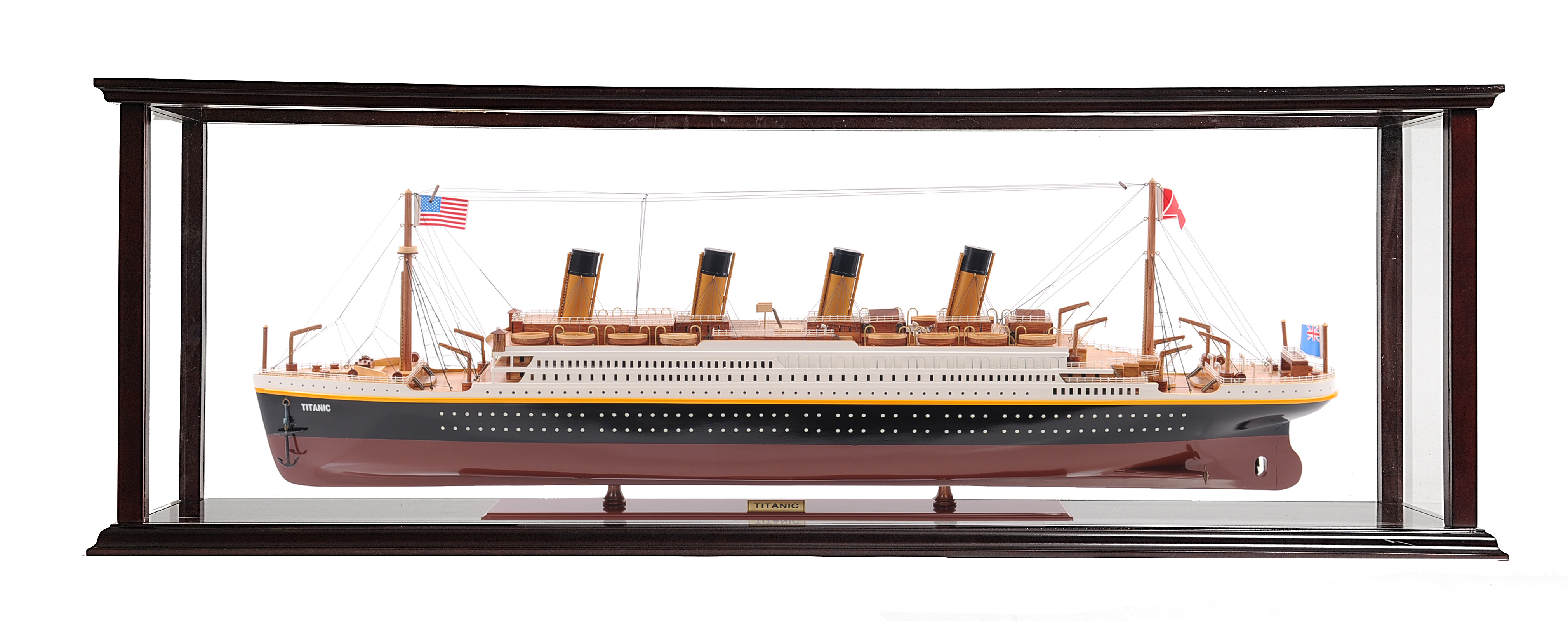 C012A RMS Titanic Large with Display Case c012a-rms-titanic-large-with-display-case-l01.jpg