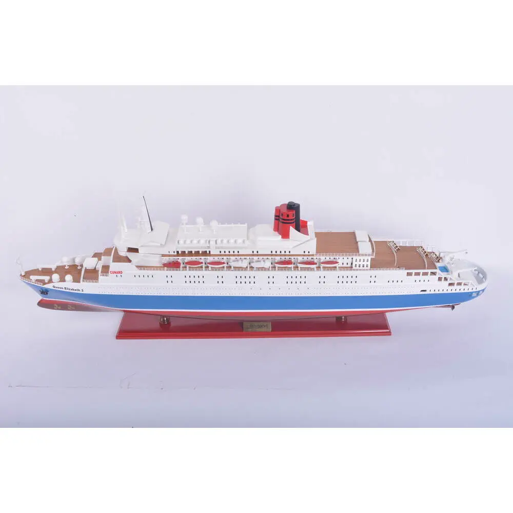 C047 Queen Elizabeth II Painted Large Cruiseship Model C047-QUEEN-ELIZABETH-II-PAINTED-LARGE-CRUISESHIP-MODEL-L01.WEBP