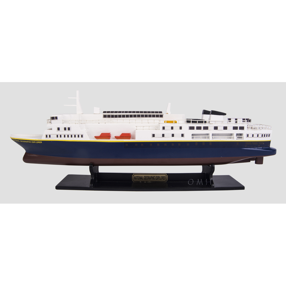 C127 National Geographic Explorer Small 12 Inches L Cruiseship model c127-national-geographic-explorer-small-12-inches-l-cruiseship-model-l01.jpg