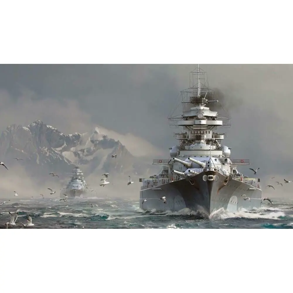 CM033 German Battleship Bismarck Medium CM033-GERMAN-BATTLESHIP-BISMARCK-MEDIUM-L01.WEBP