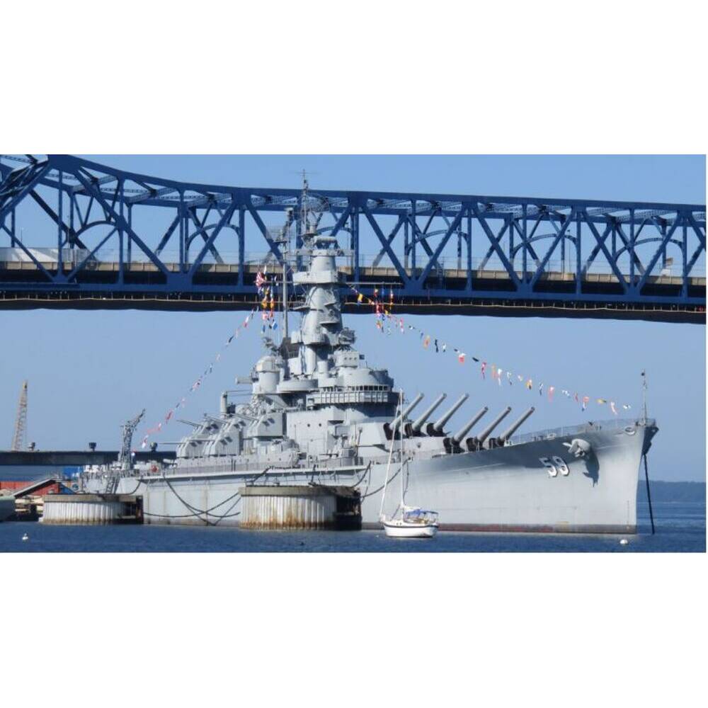 CM095 USS Massachusetts (BB-59) Large cm095-uss-massachusetts-bb59-large-l01.jpg