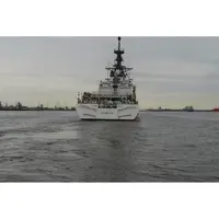 CM116 USCGC Hamilton WMSL-753 30 Inches L Ship Model cm116-uscgc-hamilton-wmsl753-30-inches-l-ship-model-l07.jpg