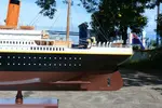 CM126 USCGC Dallas WHEC-716 30 Inches L Ship Model c126-titanic-painted-xxl-exclusive-edition-cruiseship-model-l13.jpg