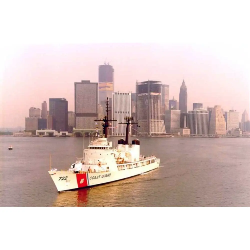 CM132 USCGC Morgenthau WHEC-722 30 Inches L Ship Model CM131-USCGC-GALLATIN-WHEC721-30-INCHES-L-SHIP-MODEL-L01.WEBP