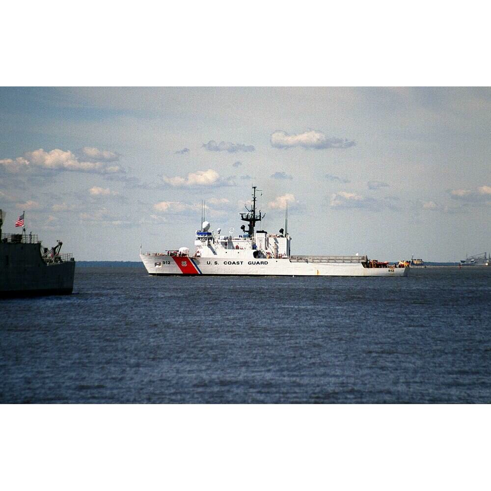 CM147 USCGC Legare WMEC-912 30 Inches L Ship Model CM147-USCGC-LEGARE-WMEC912-30-INCHES-L-SHIP-MODEL-L01.WEBP