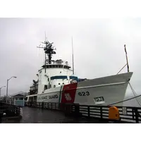 CM157 USCGC Steadfast WMEC-623 30 Inches L Ship Model cm156-uscgc-courageous-wmec622-30-inches-l-ship-model-L02.jpg