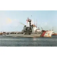 CM162 USCGC Durable WMEC-628 30 Inches L Ship Model cm161-uscgc-vigorous-wmec627-30-inches-l-ship-model-L02.jpg