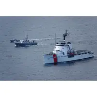 CM164 USCGC Alert WMEC-630 30 Inches L Ship Model cm164-uscgc-alert-wmec630-30-inches-l-ship-model-l02.jpg