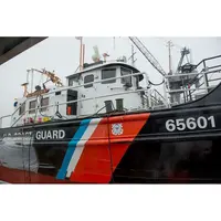CM165 USCGC Capstan (WYTL-65601)  30 Inches L Ship Model cm165-uscgc-capstan-wytl65601-30-inches-l-ship-model-l08.jpg