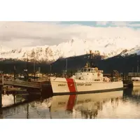 CM214 USCGC Cape Newagen (WPB-95318) 30 Inches L Ship Model cm214-uscgc-cape-newagen-wpb95318-30-inches-l-ship-model-L03.jpg