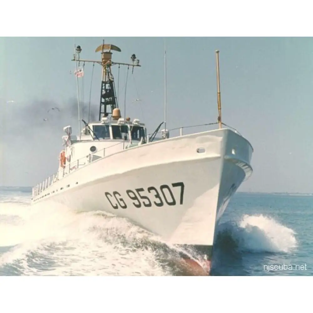 CM220 USCGC Cape Shoalwater (WPB-95324) 30 Inches L Ship Model CM220-USCGC-CAPE-SHOALWATER-WPB95324-30-INCHES-L-SHIP-MODEL-L01.WEBP