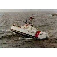 CM224 USCGC Cape Henlopen (WPB-95328) 30 Inches L Ship Model cm224-uscgc-cape-henlopen-wpb95328-30-inches-l-ship-model-L03.jpg