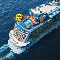 CM382 American Odyssey of the Seas (Quantum Ultra Class) – Royal Caribbean 30 Inches Ship Model cm382-american-odyssey-of-the-seas-quantum-ultra-class-royal-caribbean-30-inches-ship-model-l04.jpg