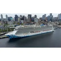 CM393 American Norwegian Bliss (Breakaway Plus Class) – Norwegian Cruise Line 30 Inches Ship Model cm393-american-norwegian-bliss-breakaway-plus-class-norwegian-cruise-line-30-inches-ship-model-l01.jpg