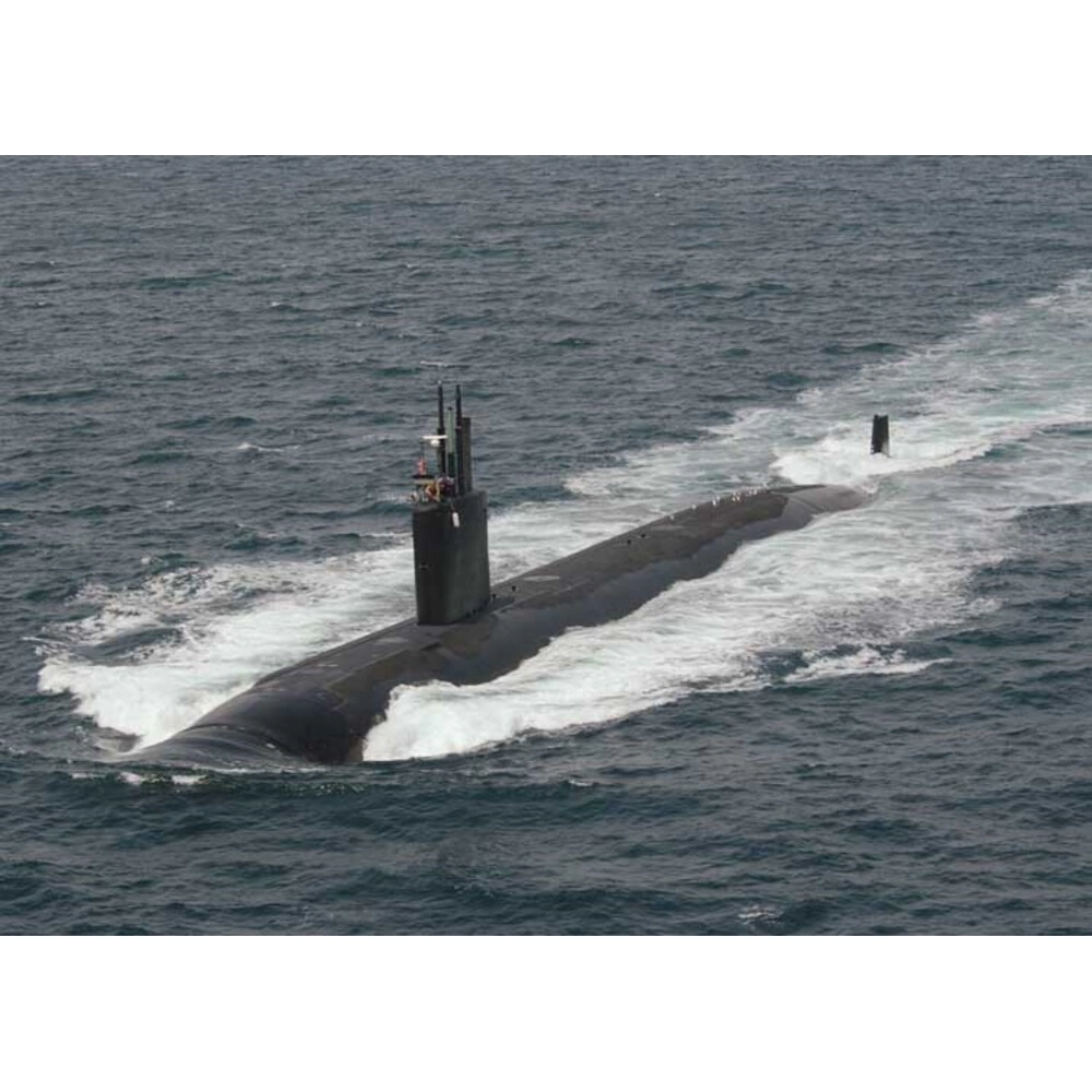 CM411 USS Los Angeles Submarine (SSN-688) 30 Inches Model CM411-USS-LOS-ANGELES-SUBMARINE-SSN688-30-INCHES-MODEL-L01.WEBP