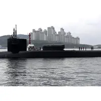 CM417 USS Michigan Ohio-Class Submarine (SSGN-727) 30 Inches Model cm417-uss-michigan-ohioclass-submarine-ssgn727-30-inches-model-l05.jpg