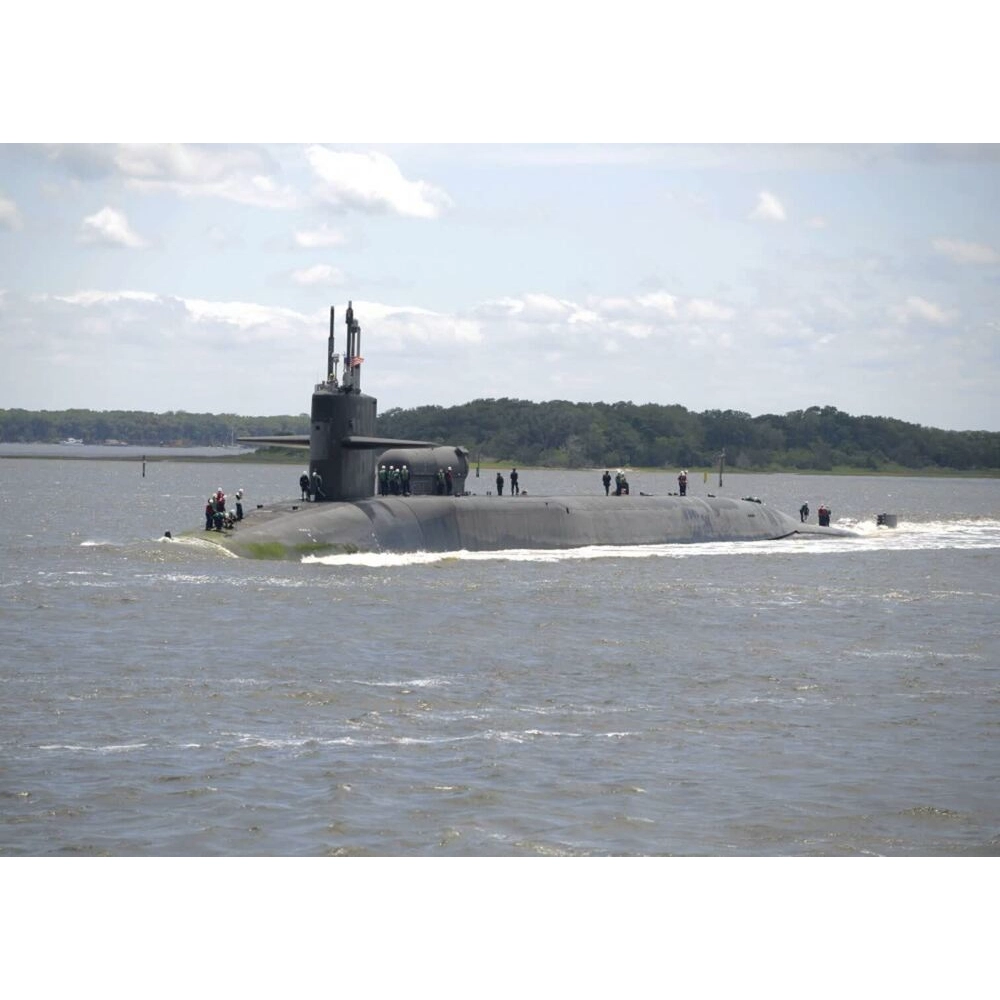 CM418 USS Florida Ohio-Class Submarine (SSGN-728) 30 Inches Model CM418-USS-FLORIDA-OHIOCLASS-SUBMARINE-SSGN728-30-INCHES-MODEL-L01.WEBP