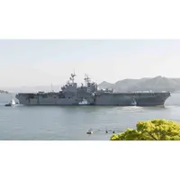 CM465 USS Bonhomme Richard (LHD-6) Wasp-Class 30 Inches Ship Model cm465-uss-bonhomme-richard-lhd6-waspclass-30-inches-ship-model-l04.jpg