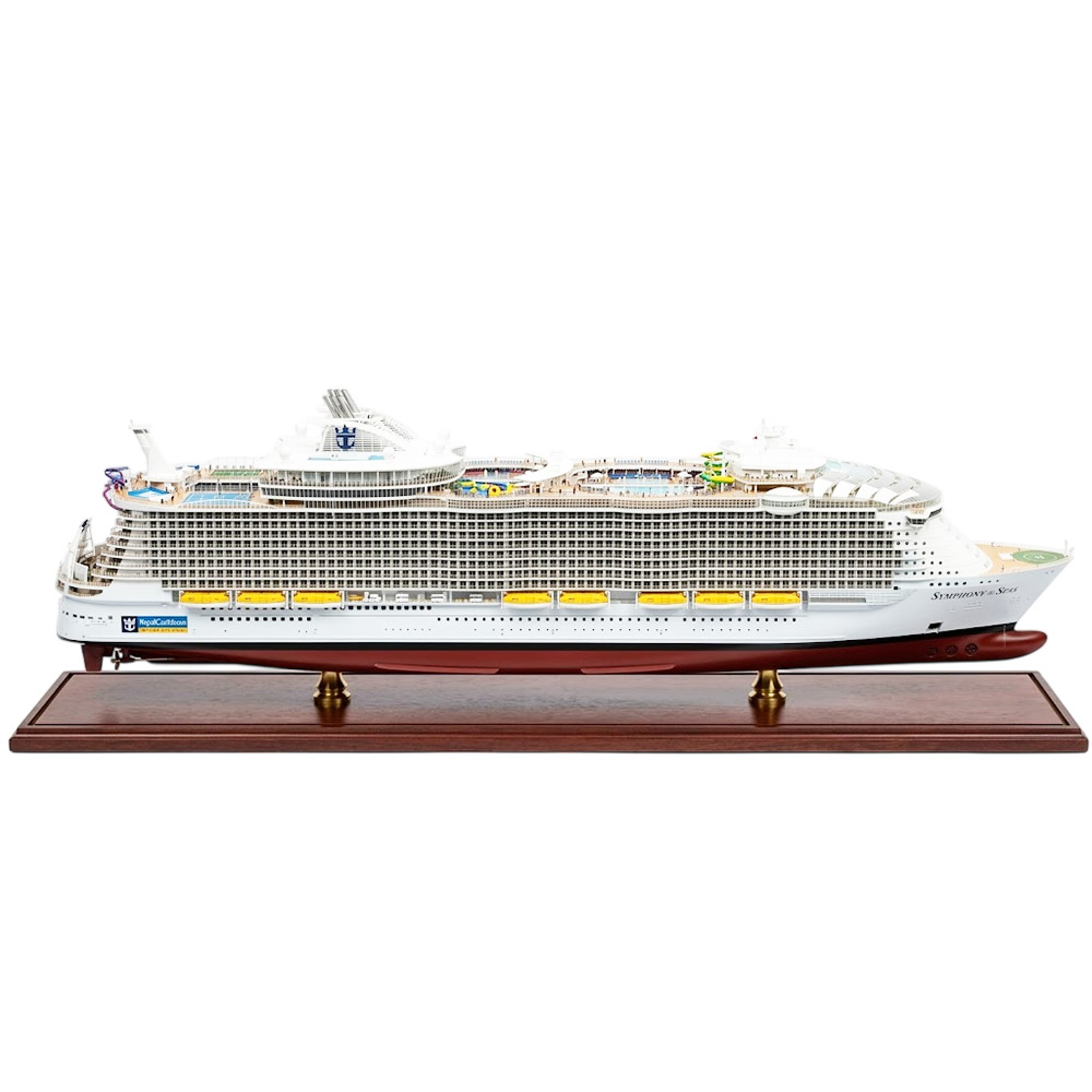 CM515 American Symphony of the Seas (Oasis Class) – Royal Caribbean 36 Inches Ship Model cm515-american-symphony-of-the-seas-oasis-class-8211-royal-caribbean-36-inches-ship-model-l0130072026.jpg