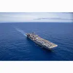 CM644 USS Iwo Jima (LHD-7) Amphibious Assault 30 Inches Ship Model cm644-uss-iwo-jima-lhd7-amphibious-assault-30-inches-ship-model-l06.jpg