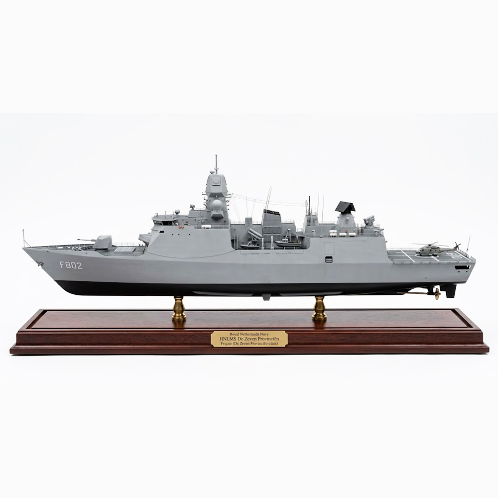 CM670 Royal Netherlands Navy HNLMS De Zeven Provincien (F802) Frigate 30 Inches Model cm670-royal-netherlands-navy-hnlms-de-zeven-provincien-f802-frigate-30-inches-model-l01.jpg