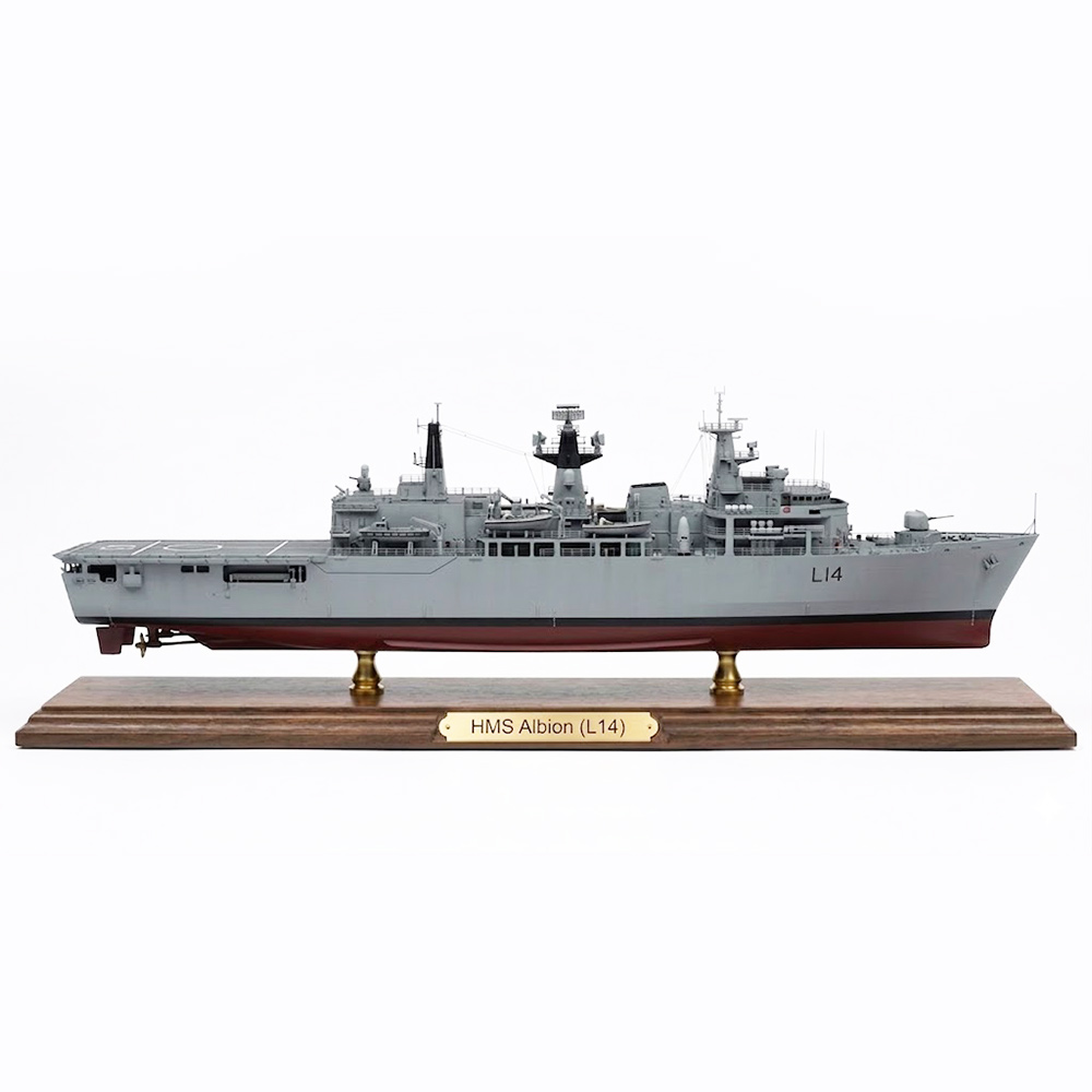 CM700 HMS Albion (L14)  Amphibious Assault 30 Inches Ship Model cm700-hms-albion-l14-amphibious-assault-30-inches-ship-model-l01.jpg