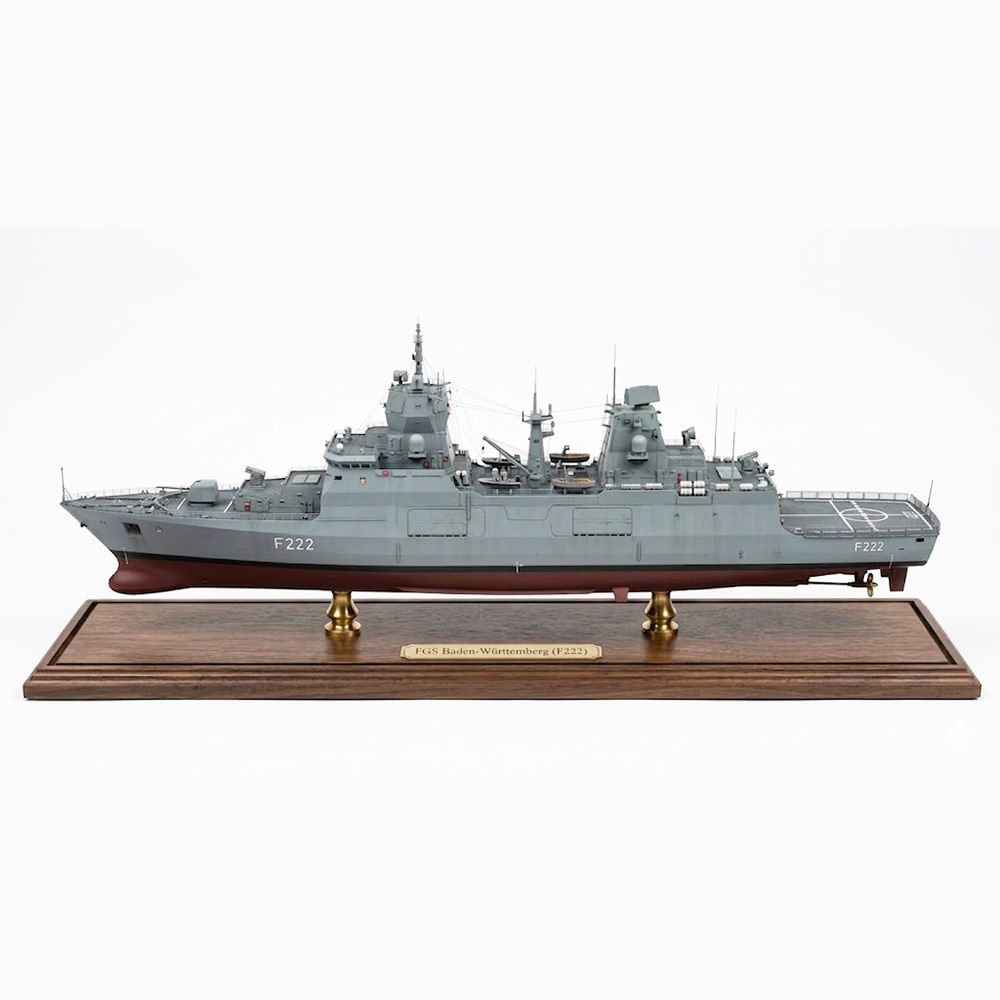CM705 FGS Baden-Wurttemberg (F222) F125-class Frigate 30 Inches Model cm705-fgs-badenwurttemberg-f222-f125class-frigate-30-inches-model-l01.jpg