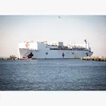 CM710 USNS Comfort (T-AH-20) 30 Inches Hospital Ship Model cm710-usns-comfort-tah20-30-inches-hospital-ship-model-l09.jpg
