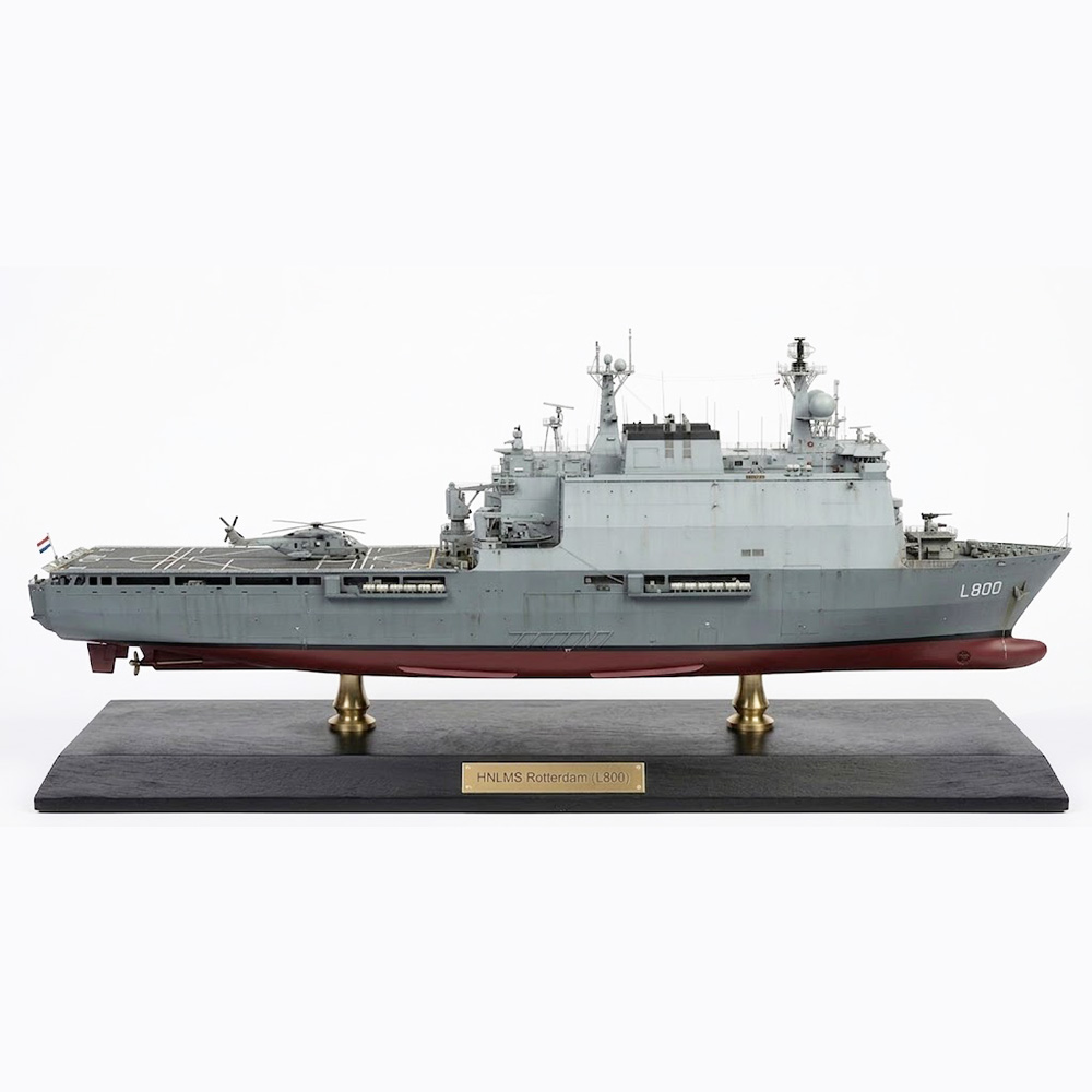 CM714 HNLMS Rotterdam (L800) Landing Platform Dock 30 Inches Model cm714-hnlms-rotterdam-l800-landing-platform-dock-30-inches-model-l01.jpg