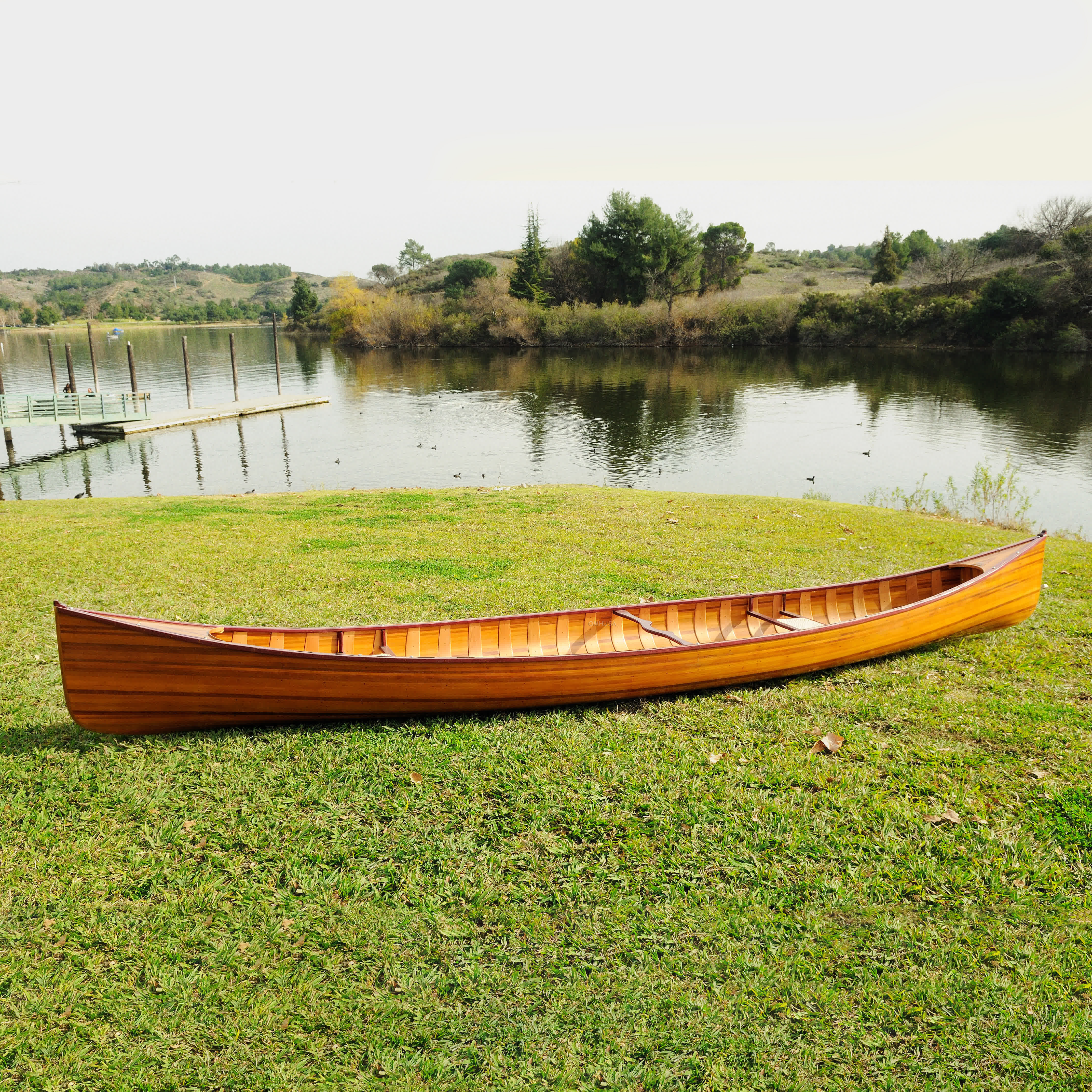 K013 Wooden Canoe with Ribs 18 ft k013-wooden-canoe-with-ribs-18-ft-l01.jpg