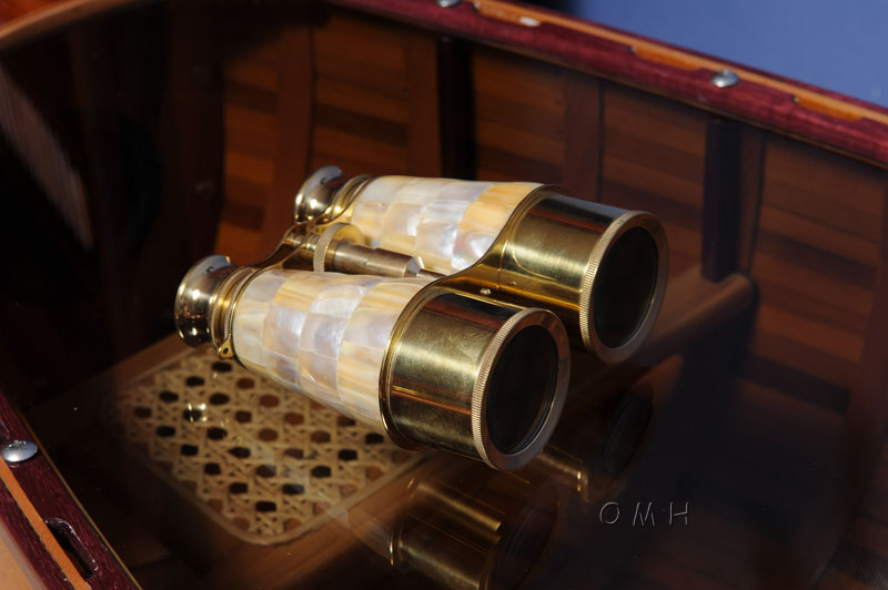 ND031 Binocular w MOP overlay in wood box nd031-binocular-w-mop-overlay-in-wood-box-l01.jpg