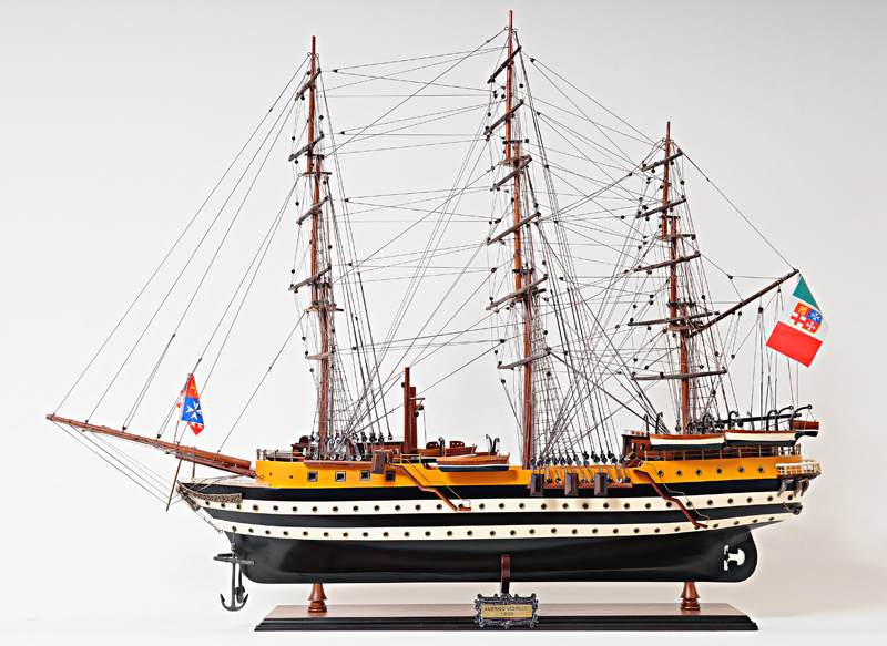 T005 Amerigo Vespucci Medium Admiral Line | New Model T005L01.jpg