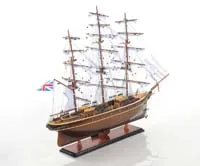 T016 Cutty Sark Clipper Ship Model Admiral Line t016-cutty-sark-clipper-ship-model-l07.jpg