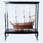 T032A HMS Victory 56L With Display Case XL No Glass 