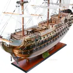 T032F1 Ultimate HMS Victory Combo: A Model Ship and Classic Hat 