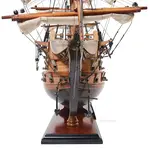 T033A HMS Victory Midsize With Display Case 