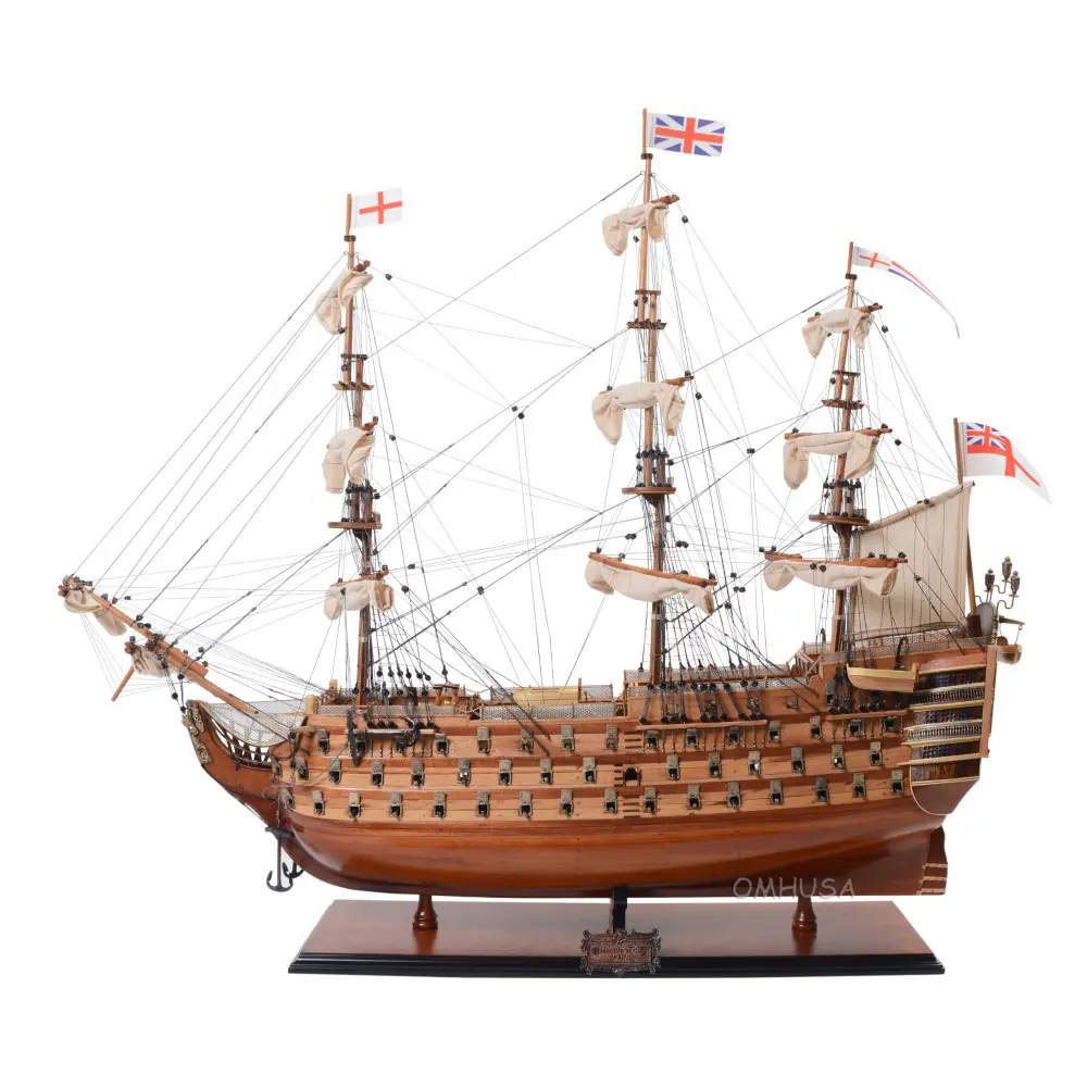 T034 HMS Victory Exclusive Edition T034-HMS-VICTORY-EXCLUSIVE-EDITION-L01.WEBP