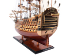 T034F1 Ultimate HMS Victory Combo: A Model Ship and Classic Hat 