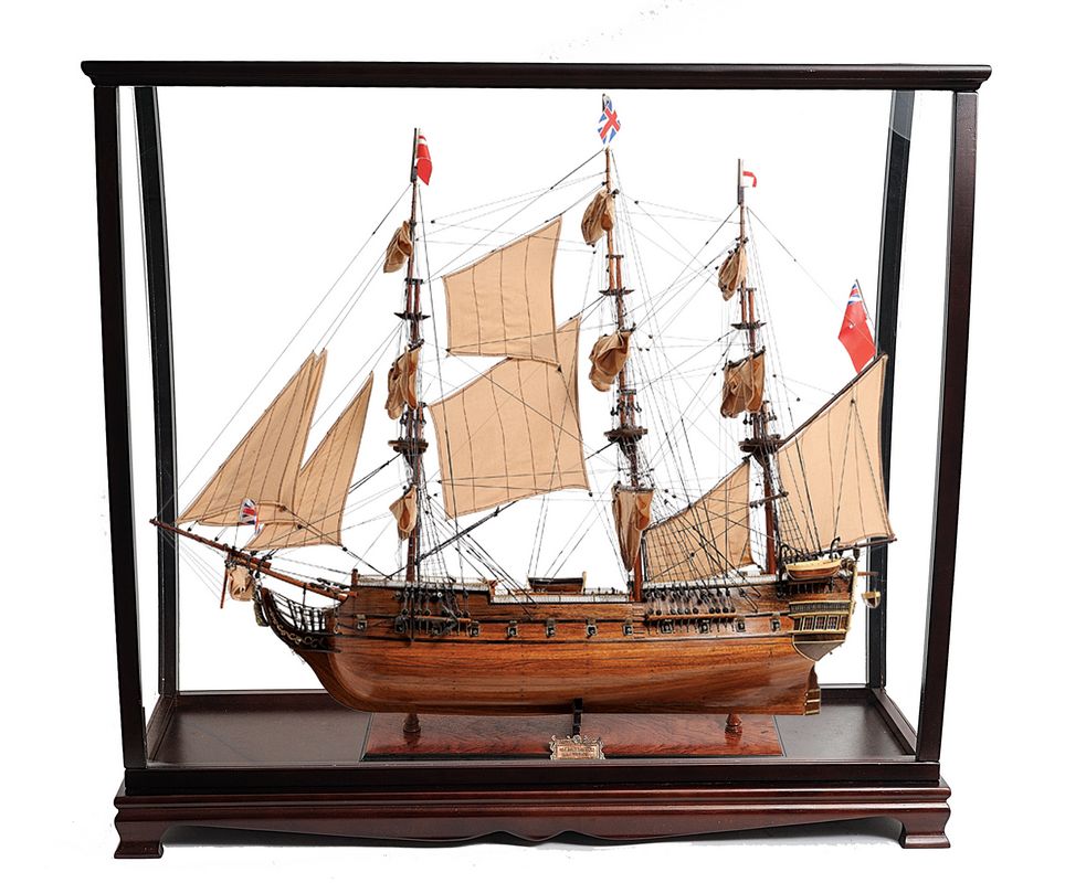 T191A HMS Surprise Large With Table Top Display Case T191AL01.jpg