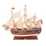 T372 HMS Endeavour White Painted T372-HMS-Endeavour-White-Painted-L01.jpg