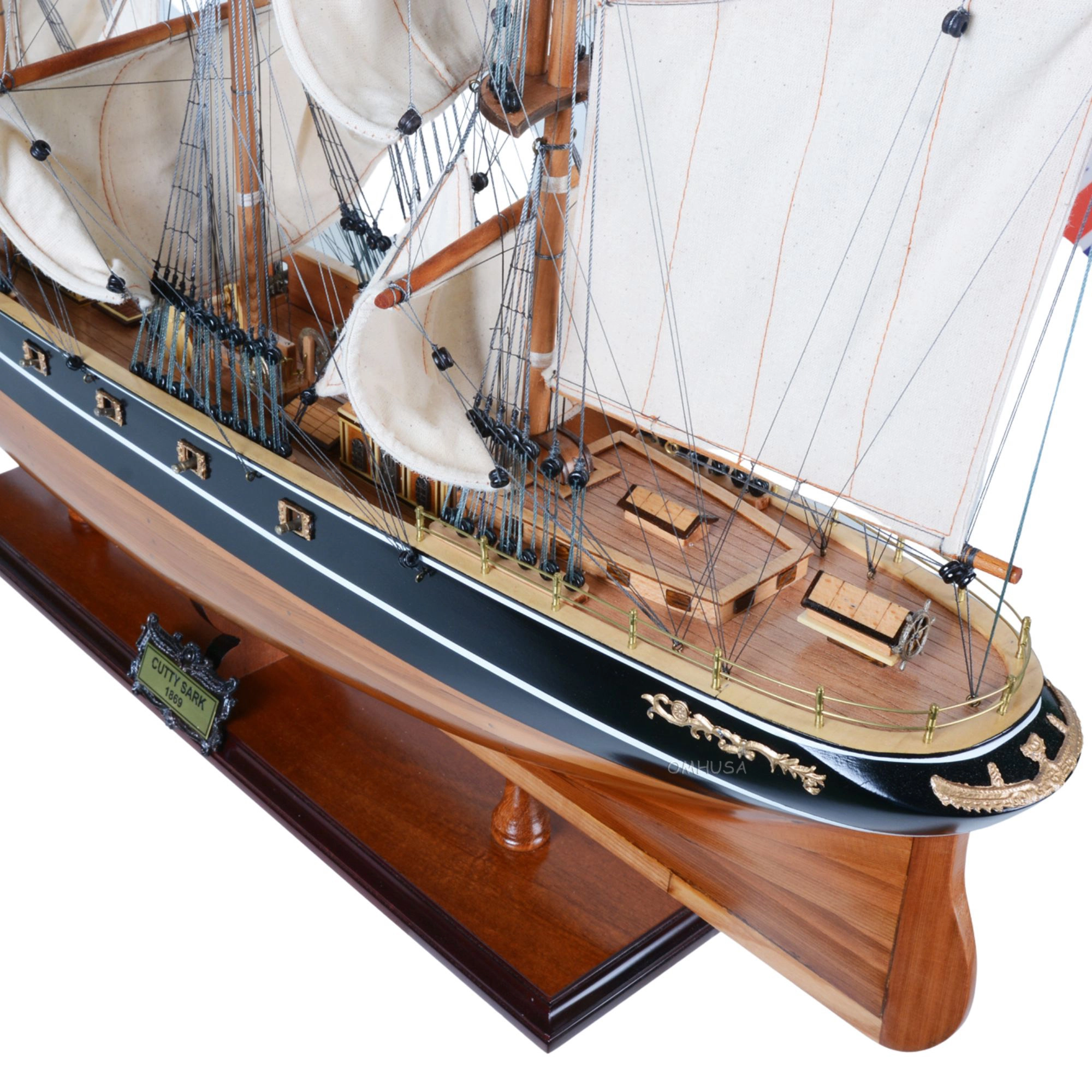 T375C Cutty Sark 31 inches (Curved sails) t375c-cutty-sark-31-inches-curved-sails-l06.jpg