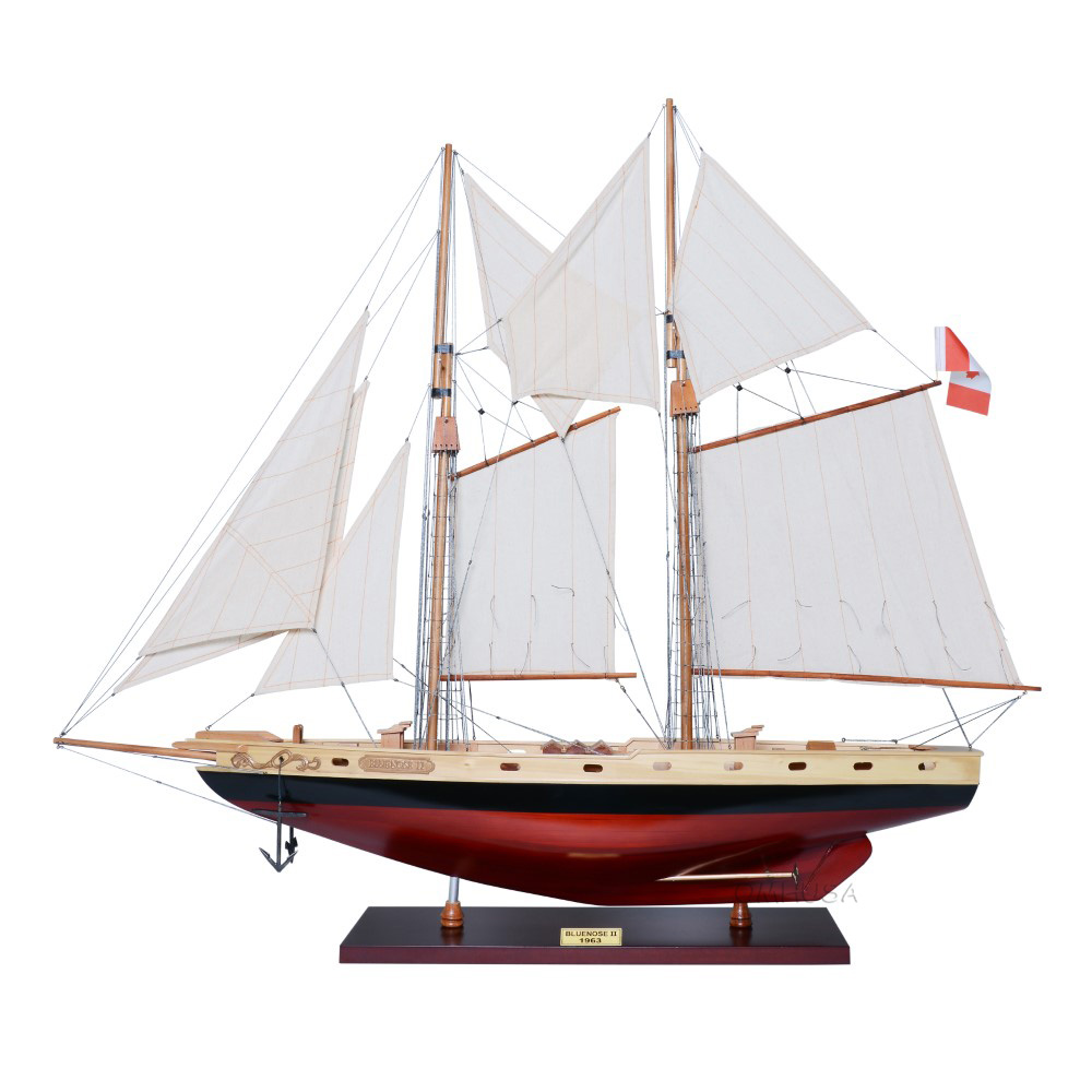 Y133 Bluenose II painted Medium Fully Assembled y133-bluenose-ii-painted-medium-l01.jpg