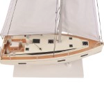 Y216 Bavaria C-42 Y216-Bavaria-C-42-L04.jpg