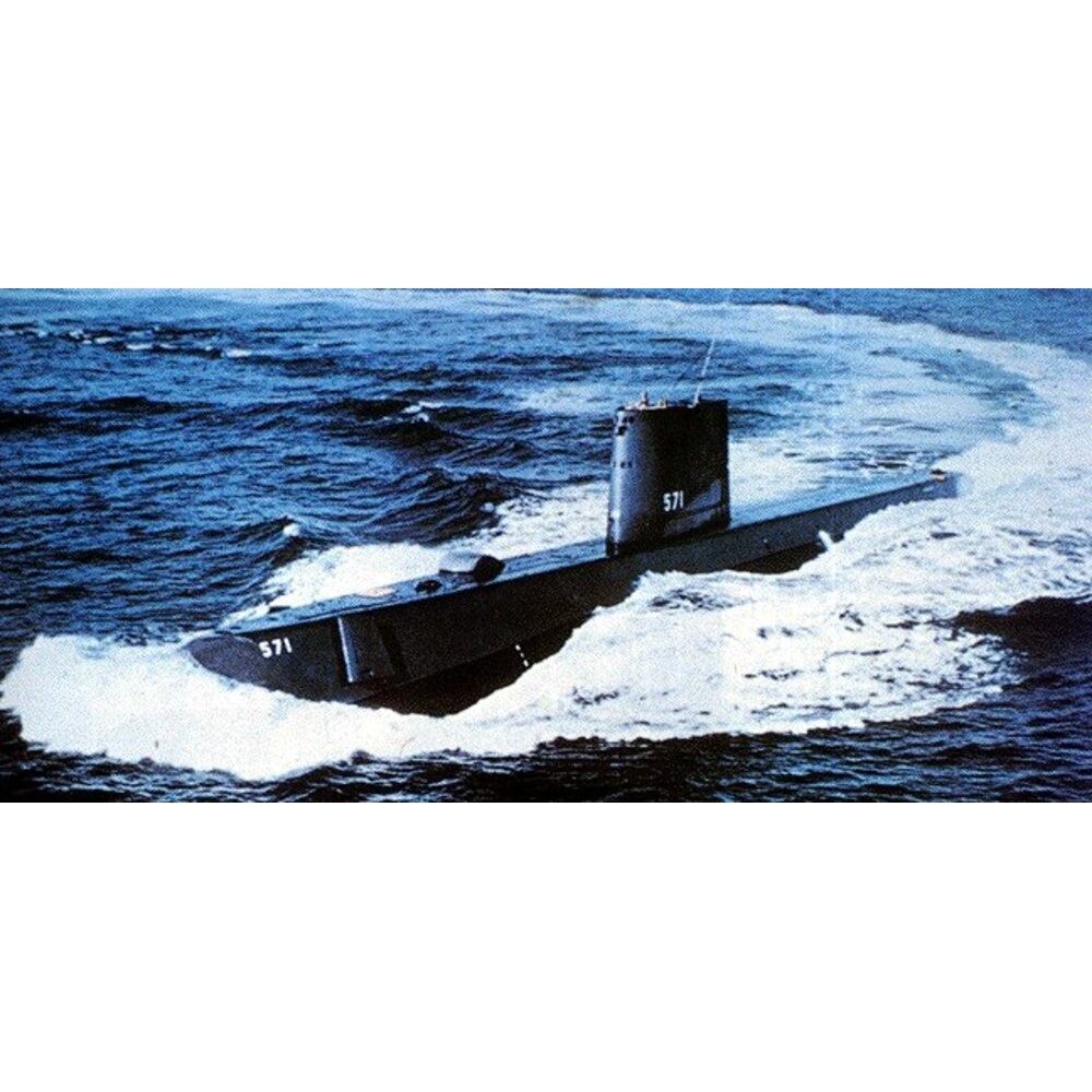 USS Nautilus Submarine (SSN-571) 30 Inches Model